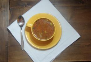 Как приготовить вкусно бульон из мелко порубленных ингредиентов