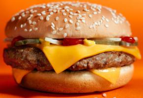 Татарбургер или гамбургское мясо