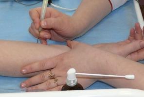 Папилломы - опасное заболевание, которое надо лечить натуральными средствами